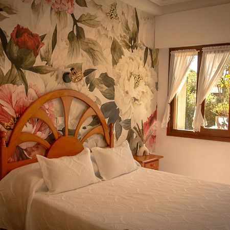 Hotel Cosma House Hinojedo Esterno foto