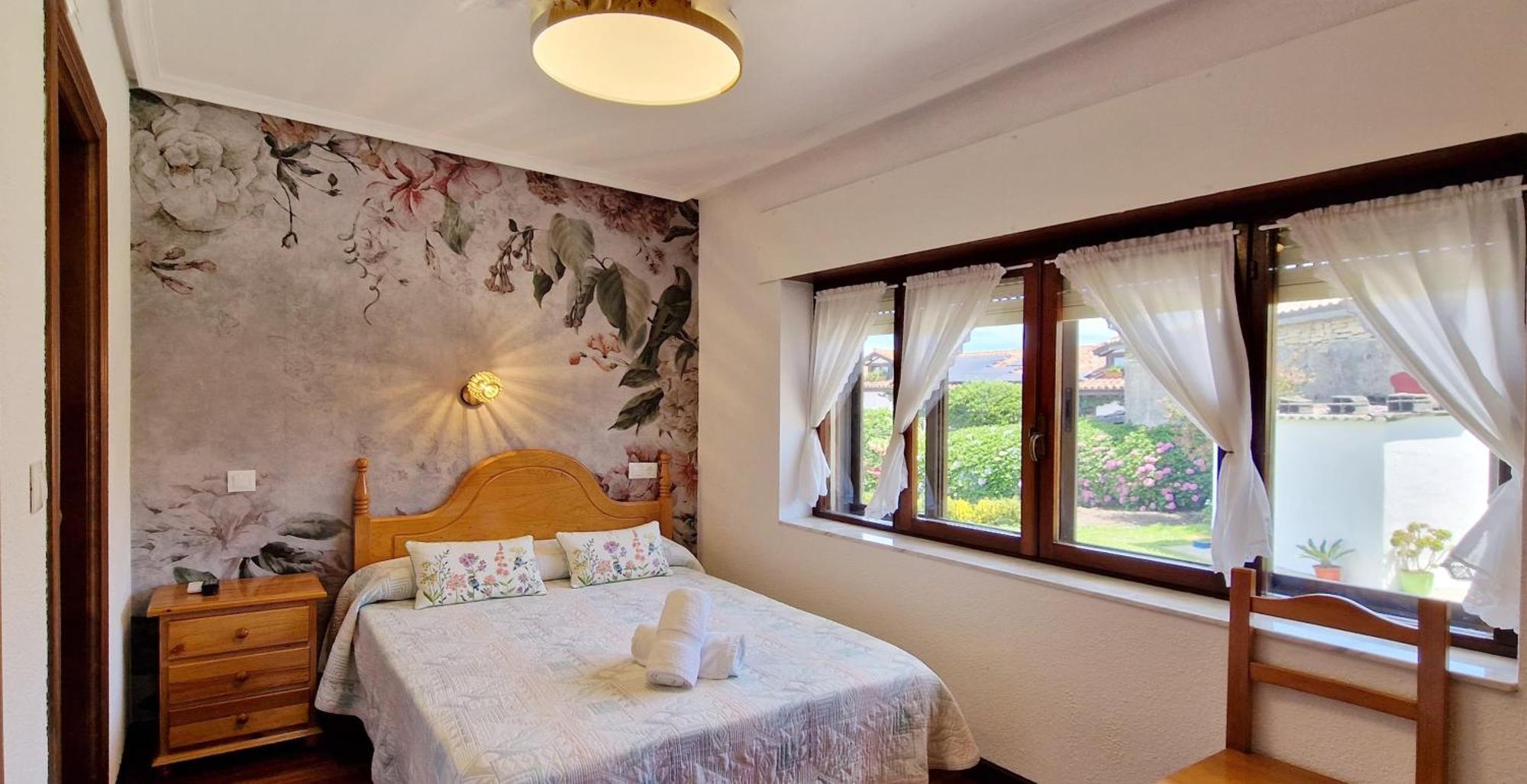 Hotel Cosma House Hinojedo Esterno foto