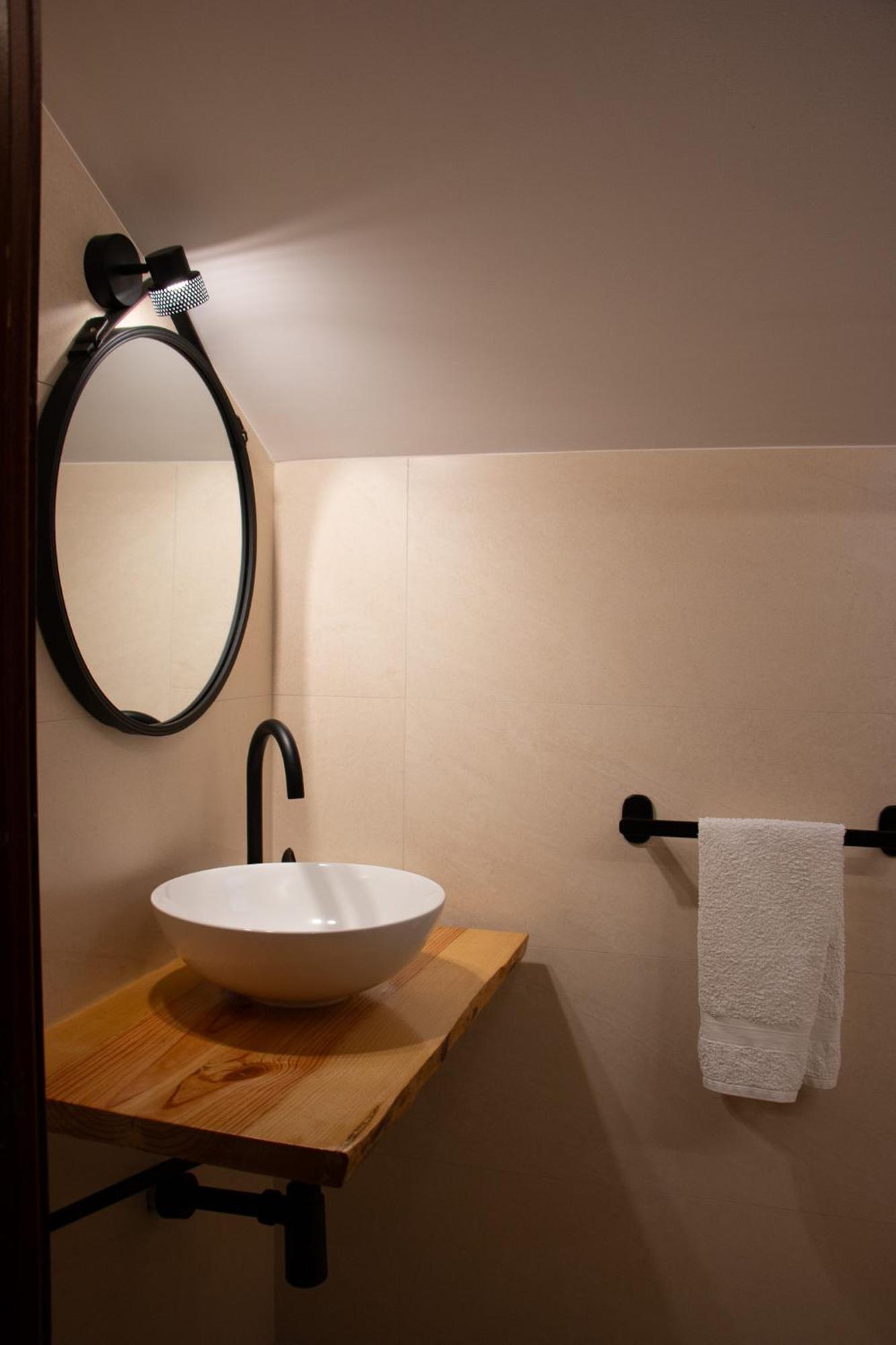 Hotel Cosma House Hinojedo Esterno foto