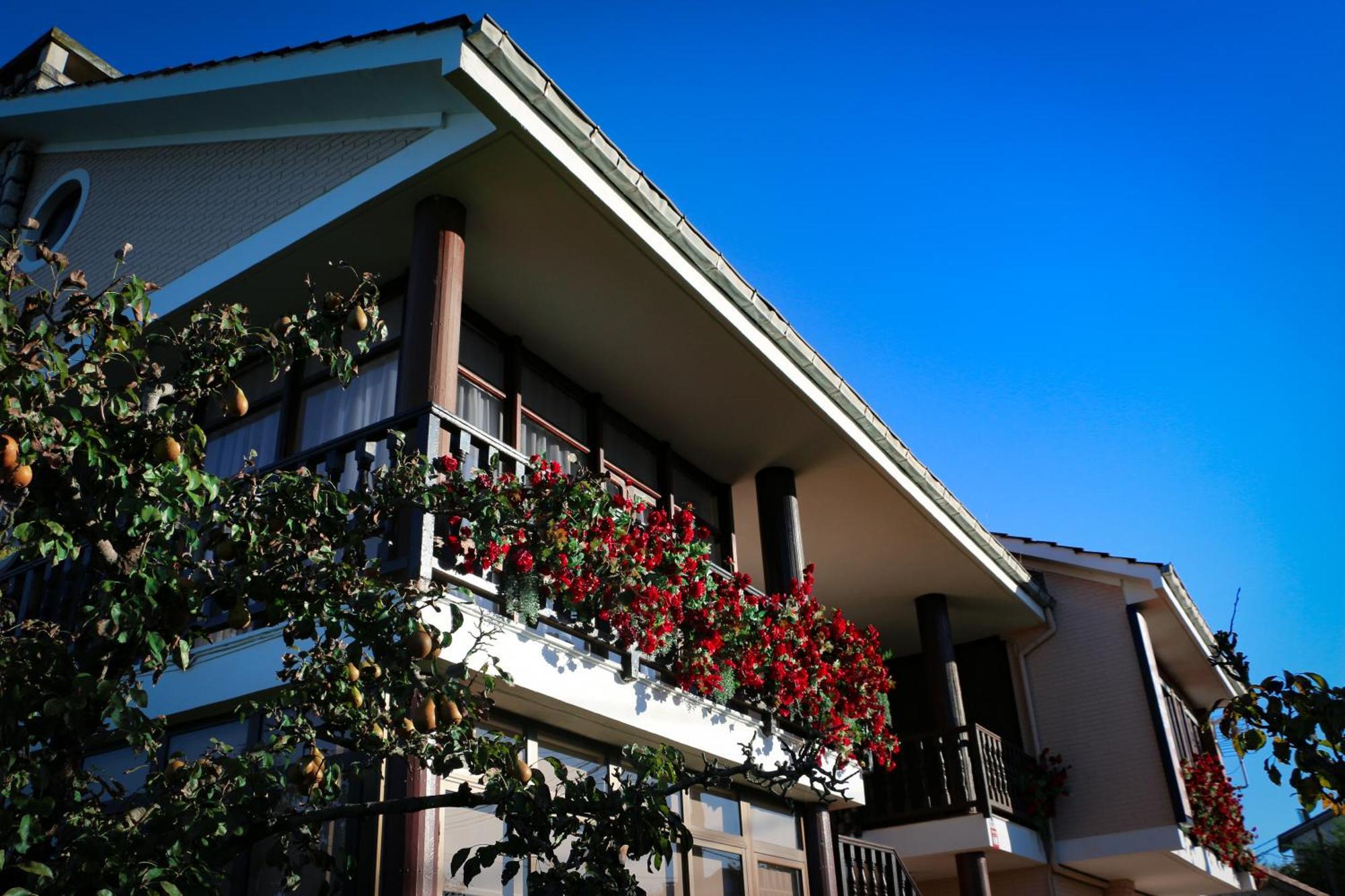 Hotel Cosma House Hinojedo Esterno foto